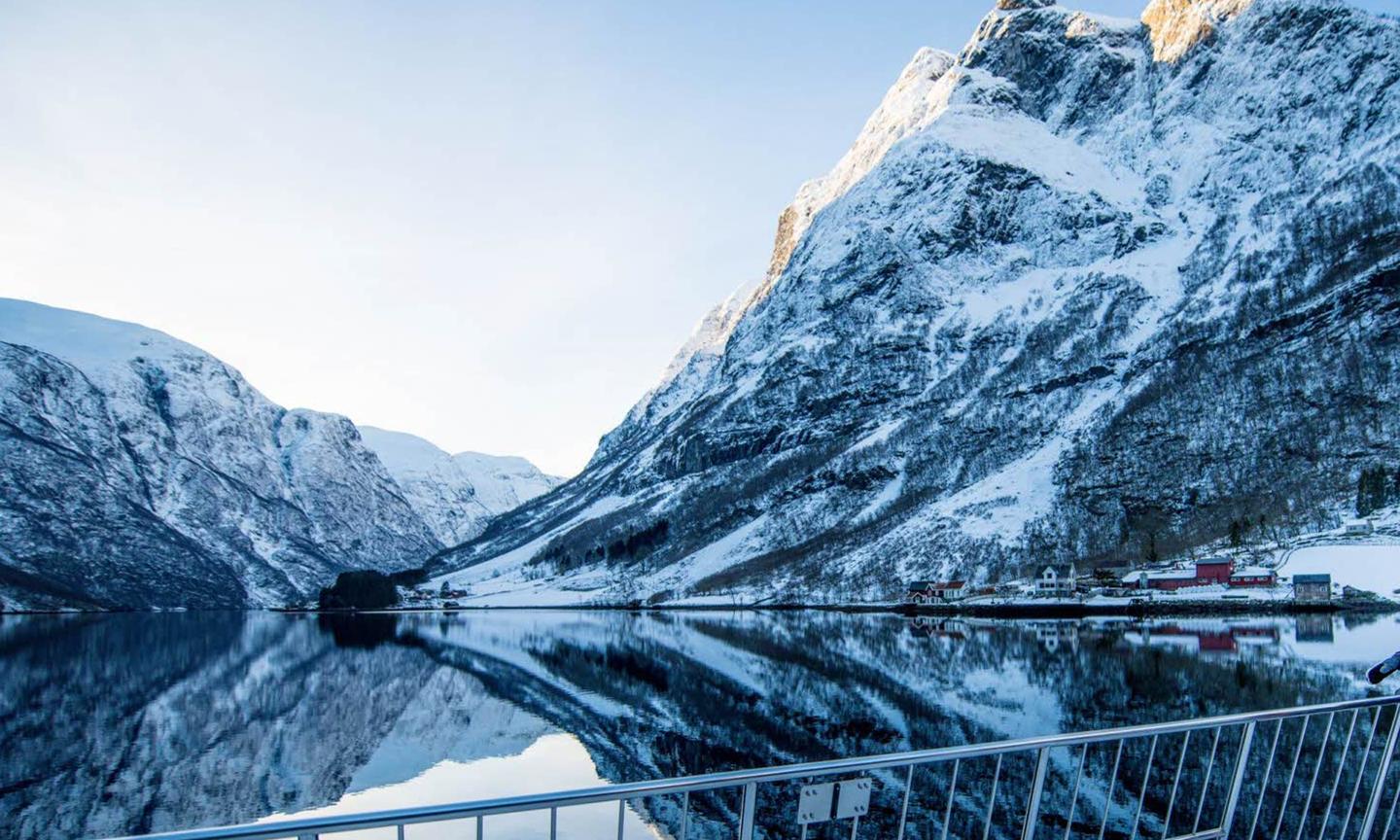 FIORDOS NORUEGOS EN INVIERNO