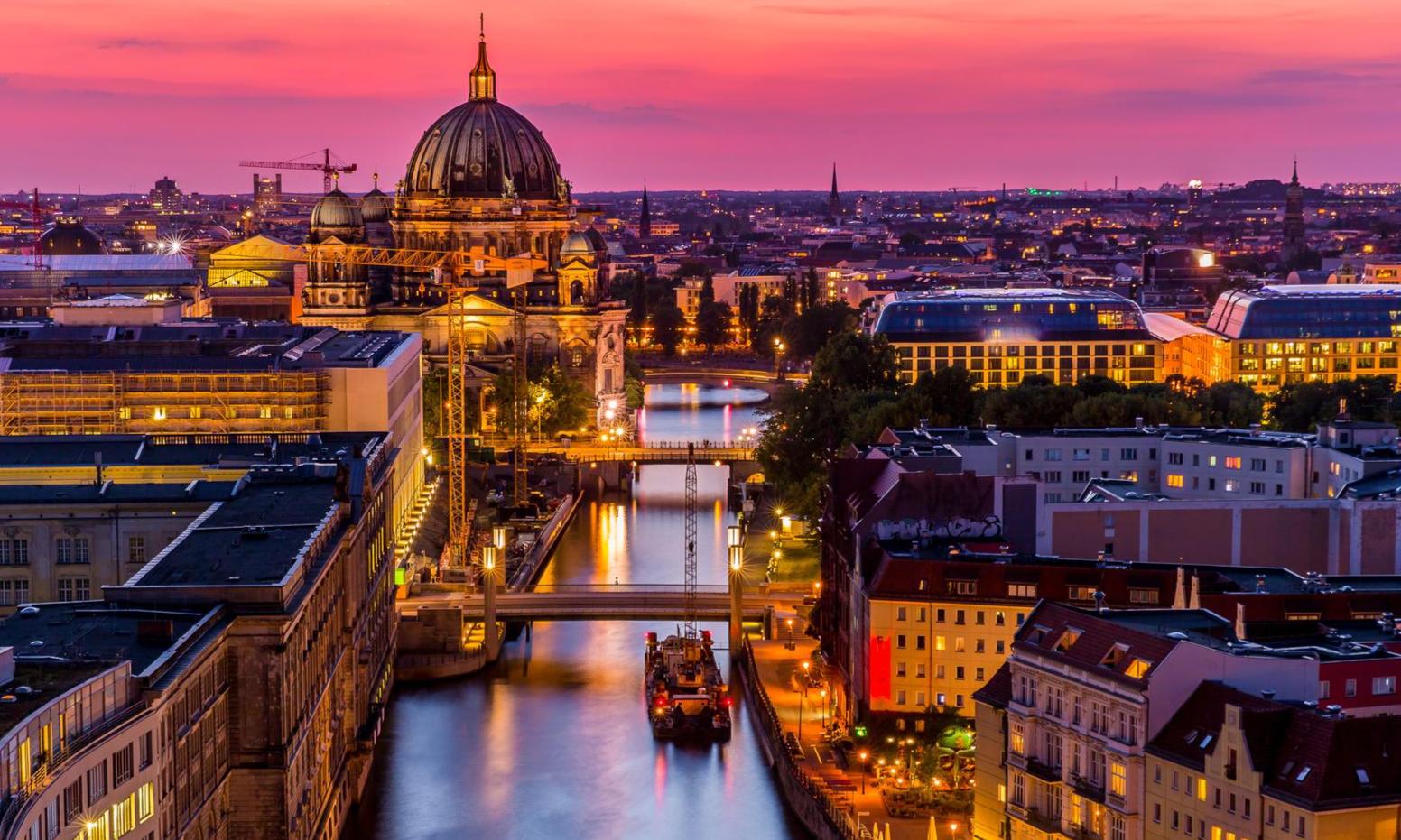 CORAZÓN DE EUROPA, DE PRAGA A BERLÍN